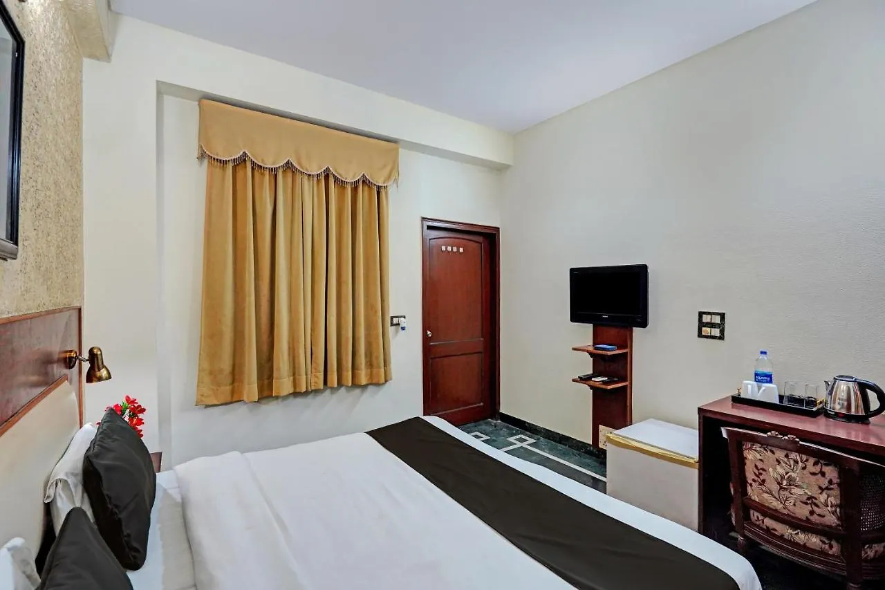 Hotel O Primero Near Aravali Biodiversity Park Gurgaon