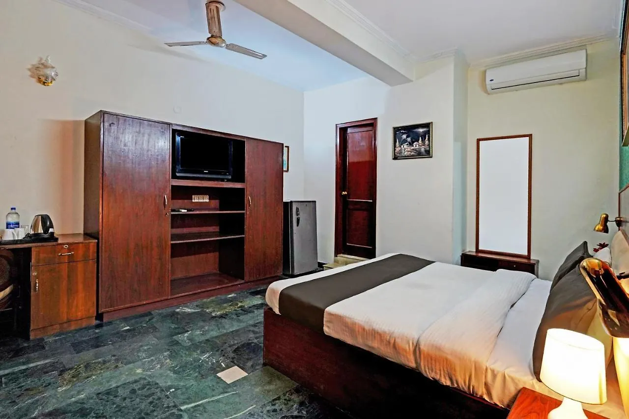 Hotel O Primero Near Aravali Biodiversity Park Gurgaon