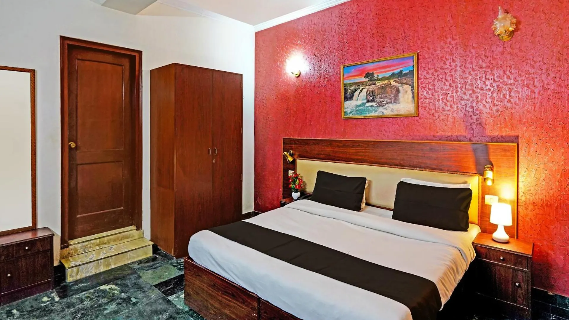 Hotel O Primero Near Aravali Biodiversity Park Gurgaon India