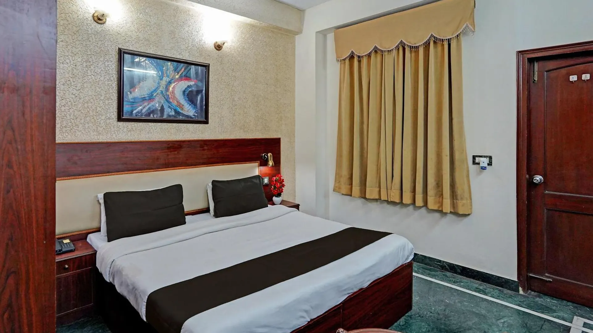 Hotel O Primero Near Aravali Biodiversity Park Gurgaon